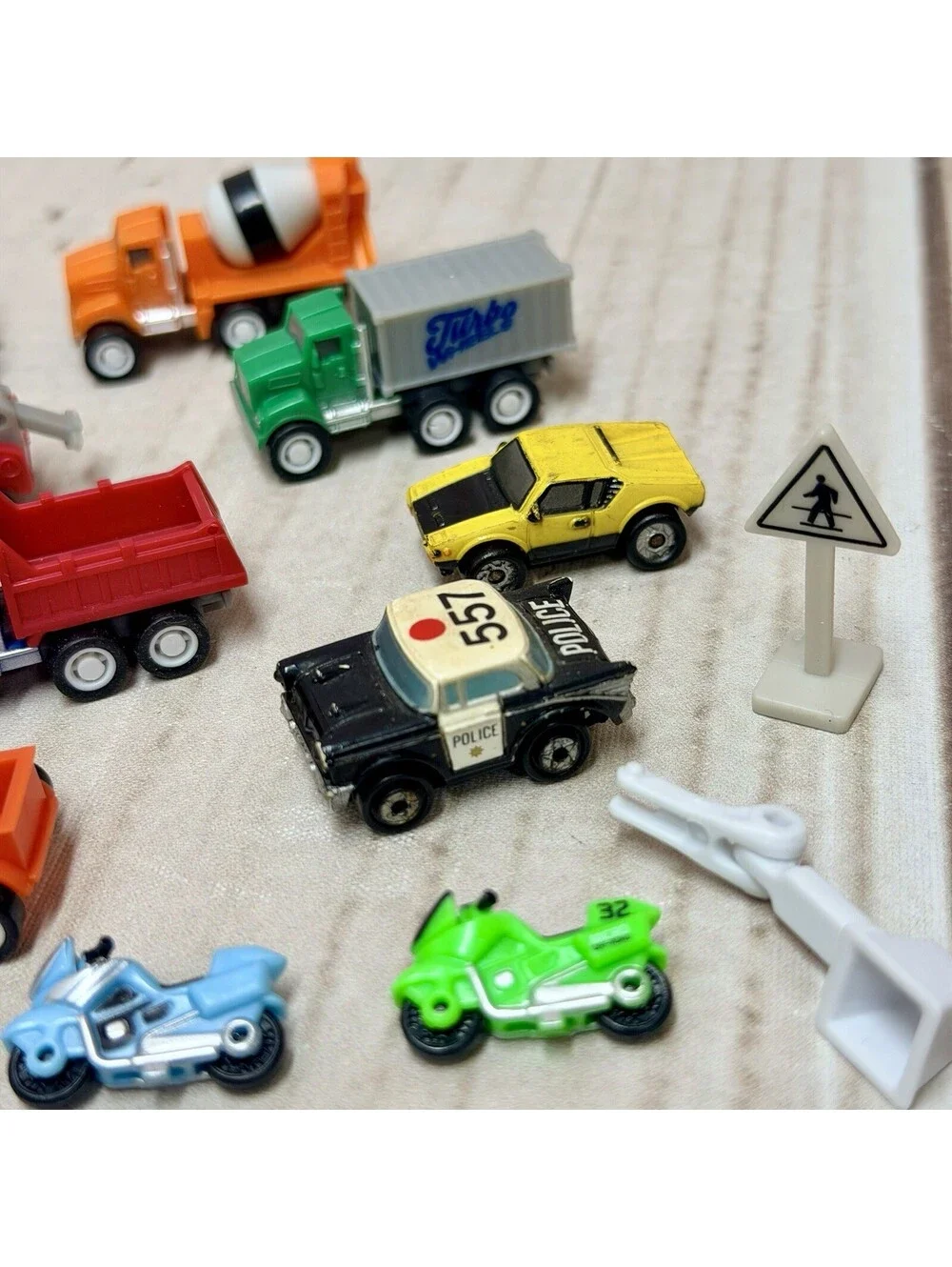 Vintage 90s Assorted Lot of 13 MICRO MACHINES & Road Signs